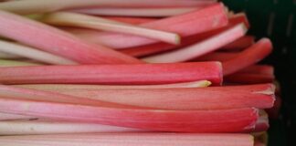 Dlaczego wydzielina z zatok spływa do gardła?