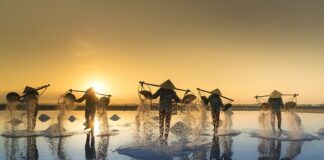 Czym można zastąpić sól fizjologiczną?