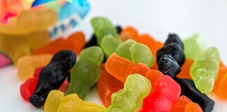 Czym płukać dziąsła?