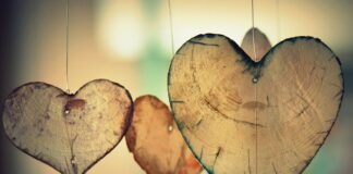 Jak usunąć brązowy osad na zębach?